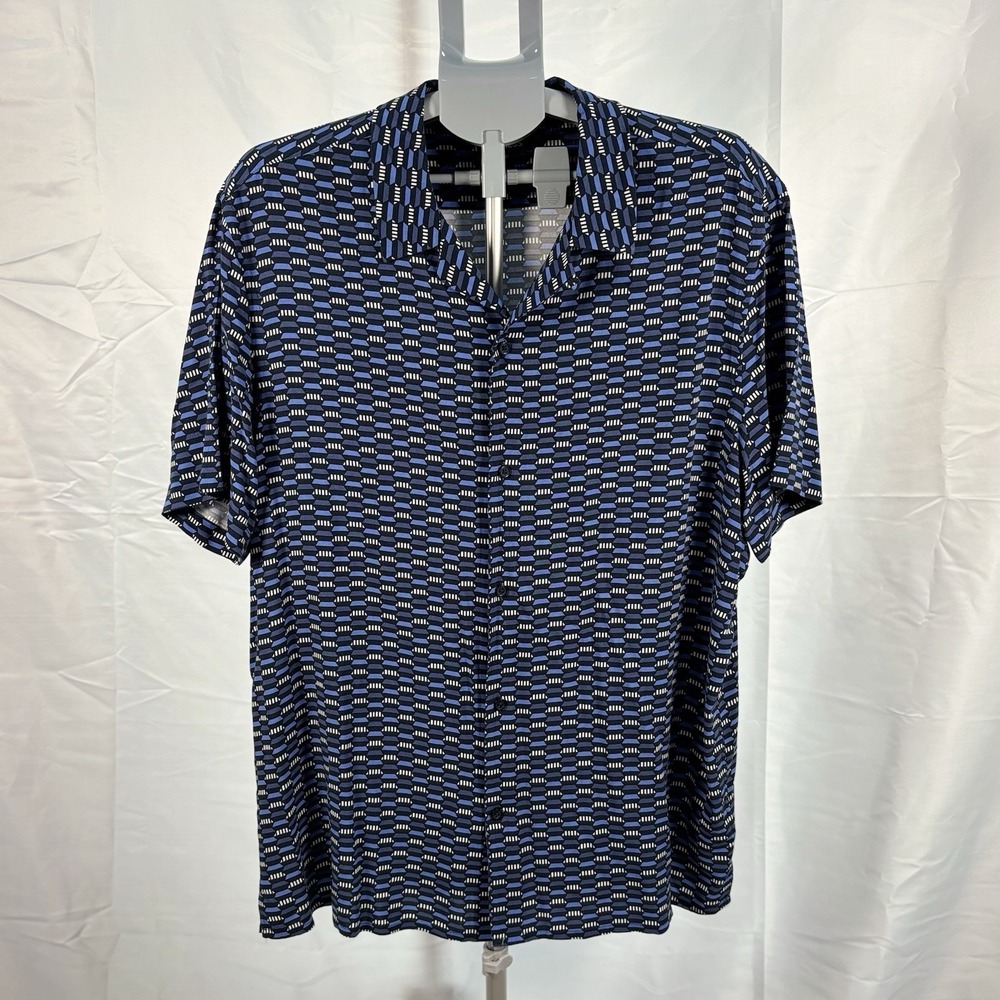 Express Mens Short Sleeve Button Shirt XL Blue Black White Geometric Rayon 0066
